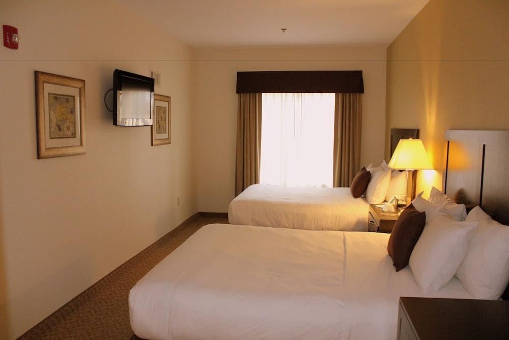 Best Western Plus Valdosta Hotel & Suites Exterior photo