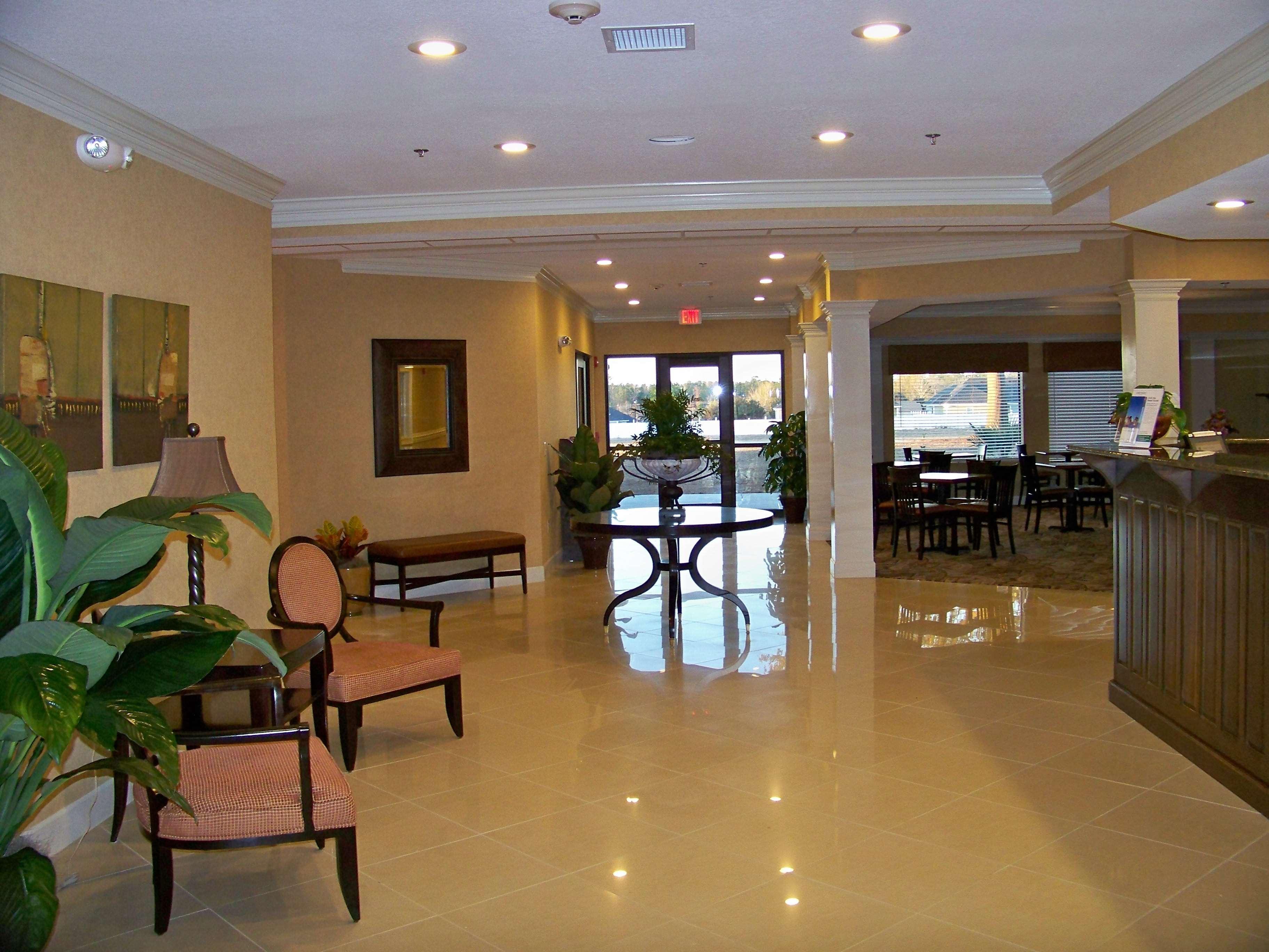 Best Western Plus Valdosta Hotel & Suites Exterior photo