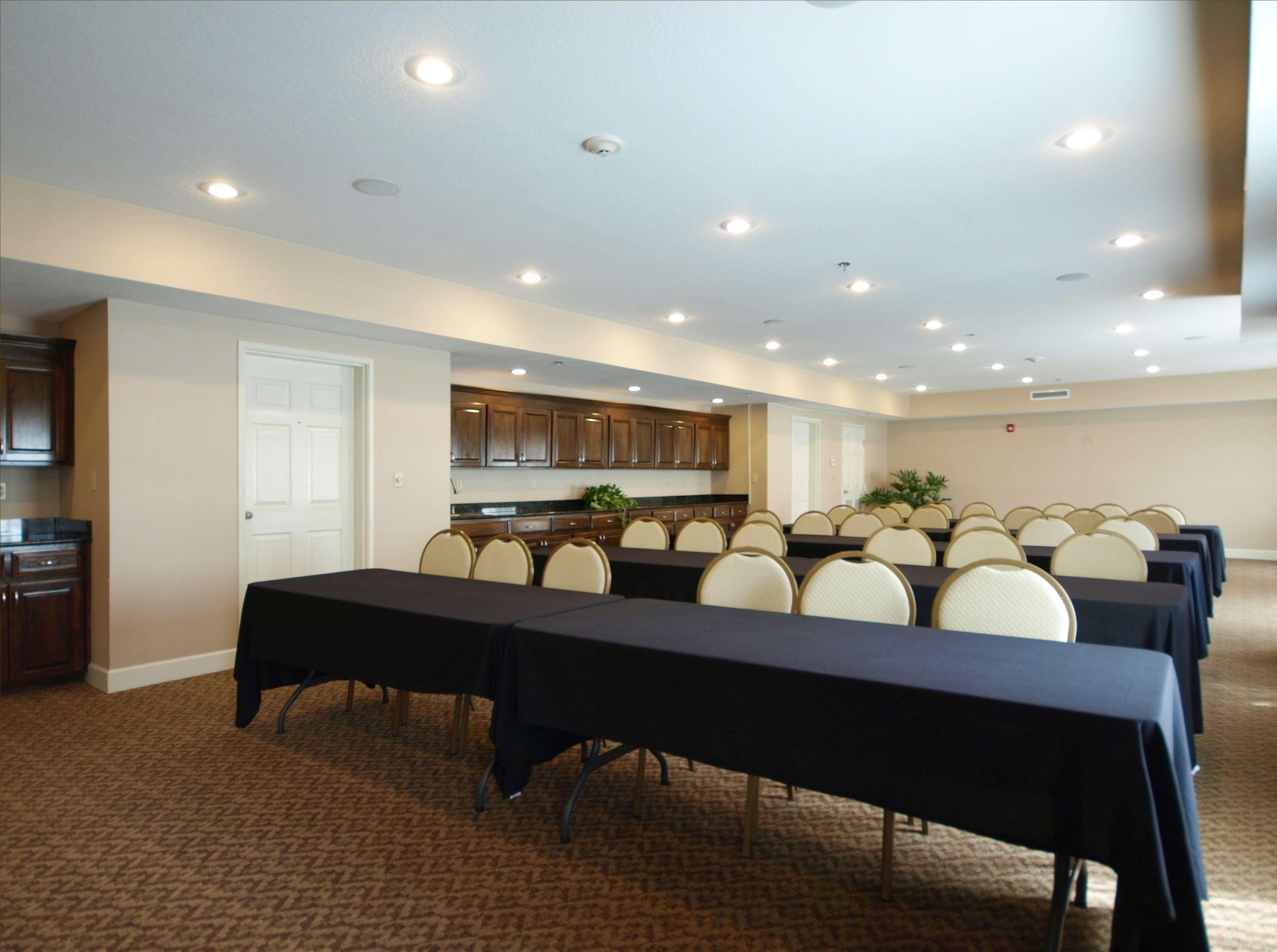 Best Western Plus Valdosta Hotel & Suites Exterior photo