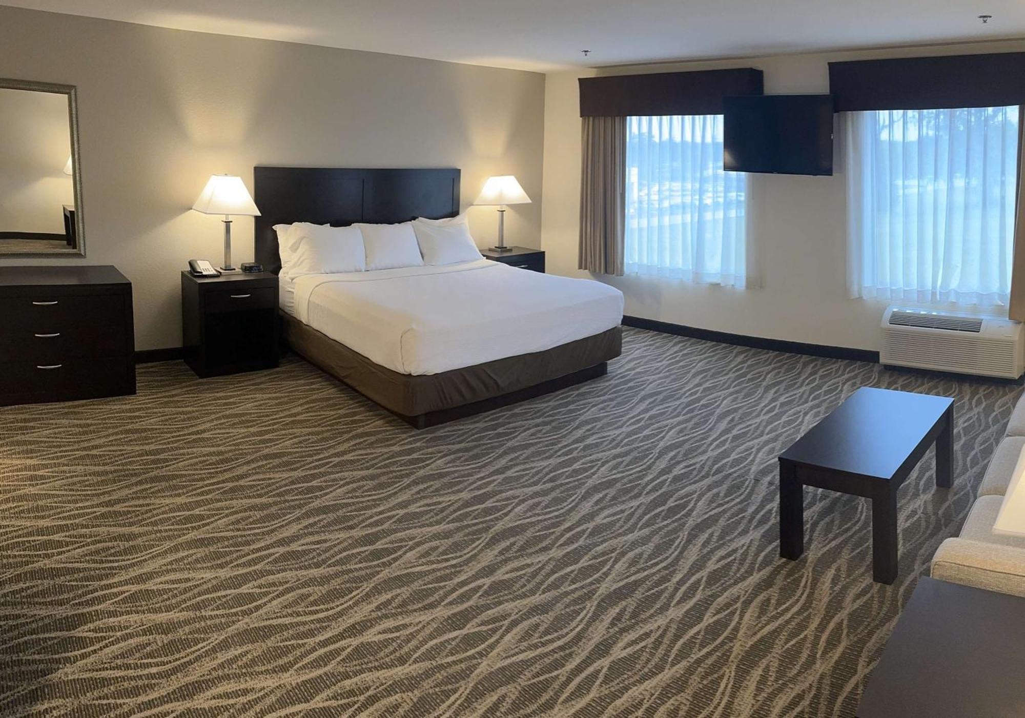 Best Western Plus Valdosta Hotel & Suites Exterior photo