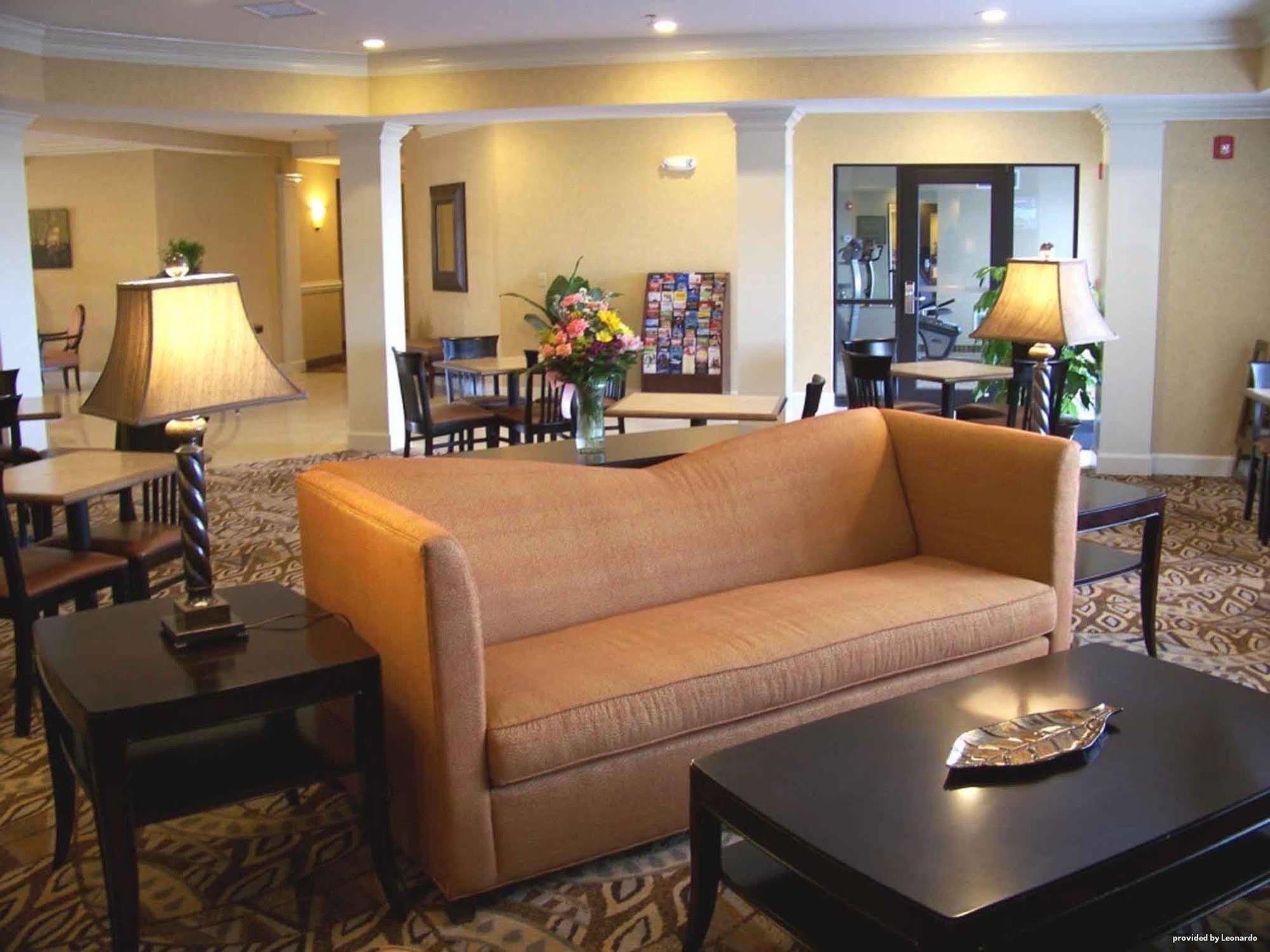 Best Western Plus Valdosta Hotel & Suites Exterior photo