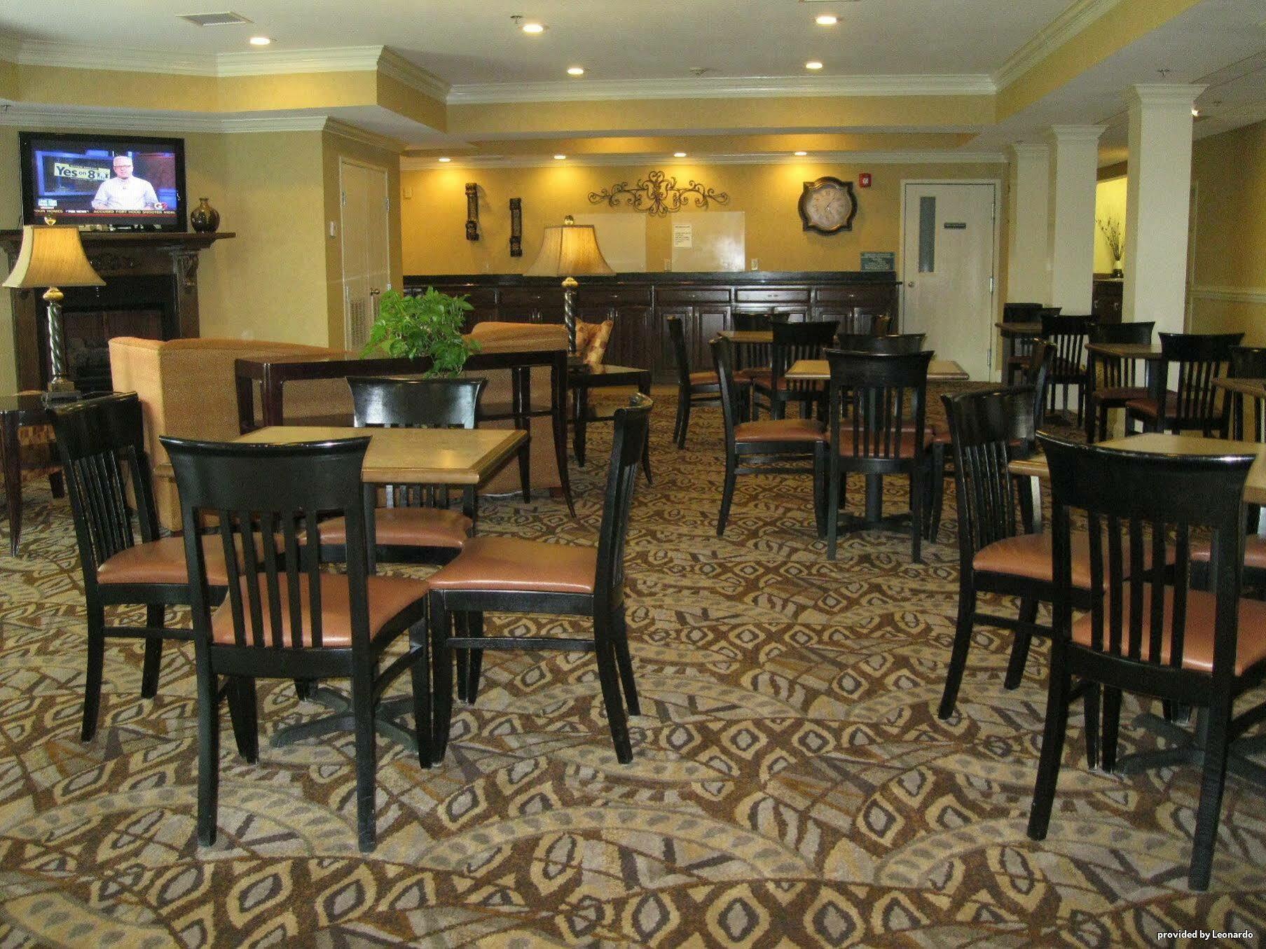 Best Western Plus Valdosta Hotel & Suites Exterior photo